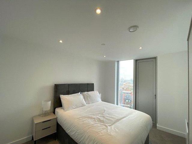 Flat for rent in City Centre, Georgia