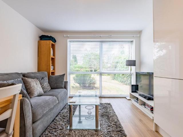 Apartment for rent in Five Acres, Isle Of Man