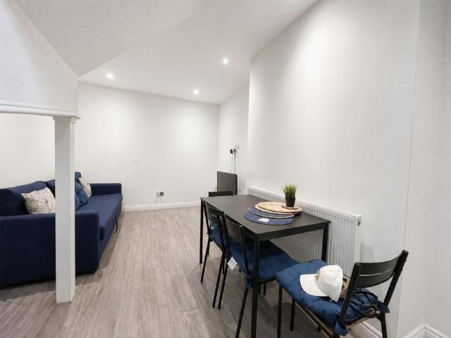Apartment for rent in Kemptown, Brighton