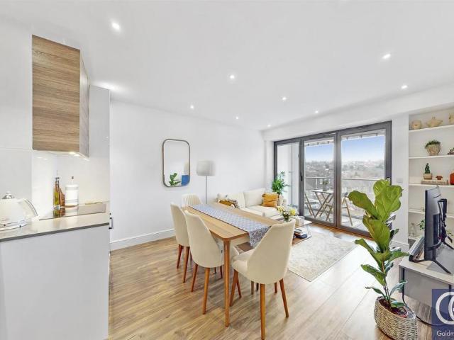 Flat for rent in Barnet, New Barnet