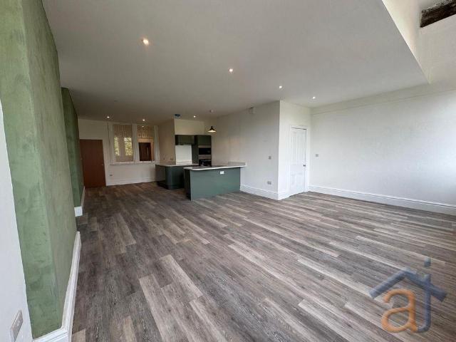 Flat for rent in Southport, Sefton