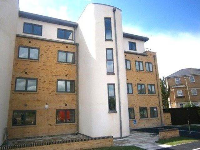 Flat for rent in Osney, The Slade