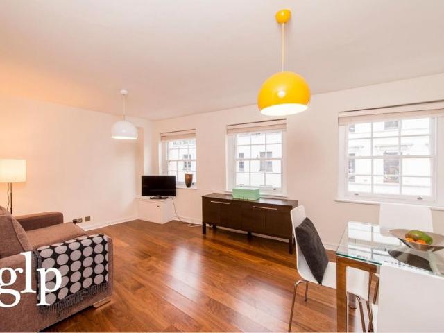 Flat for rent in Soho, Greater London