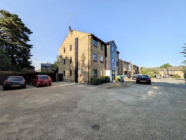 Flat for rent in Easthampstead, Bracknell