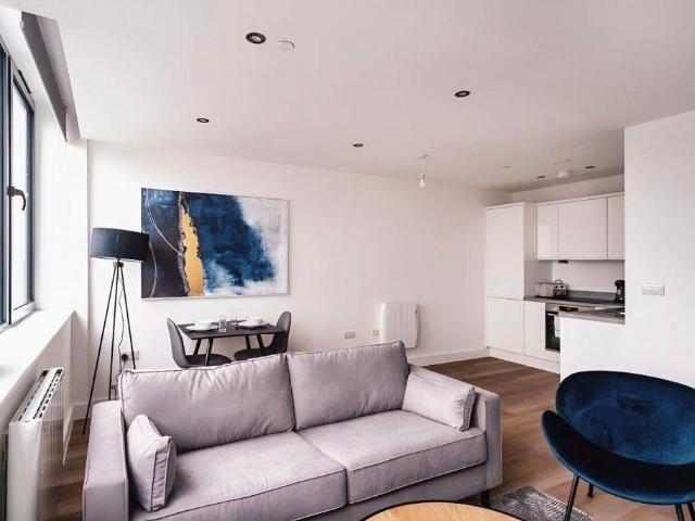 Flat for rent in Gorse Hill, Trafford Park