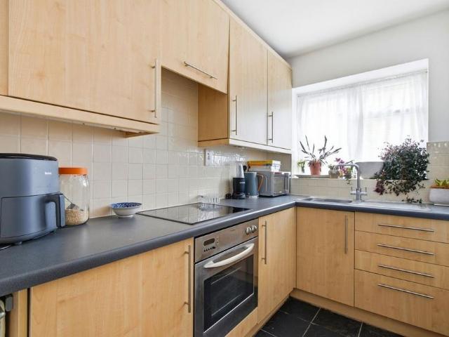 Apartment for rent in Clewer Village, Windsor