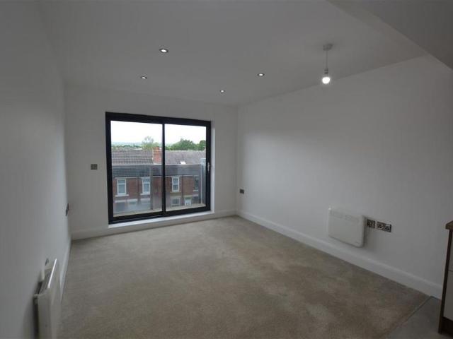 Apartment for rent in Shuttlewood, Elmton