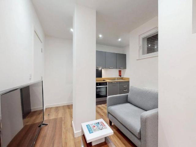 Apartment for rent in Calderstones