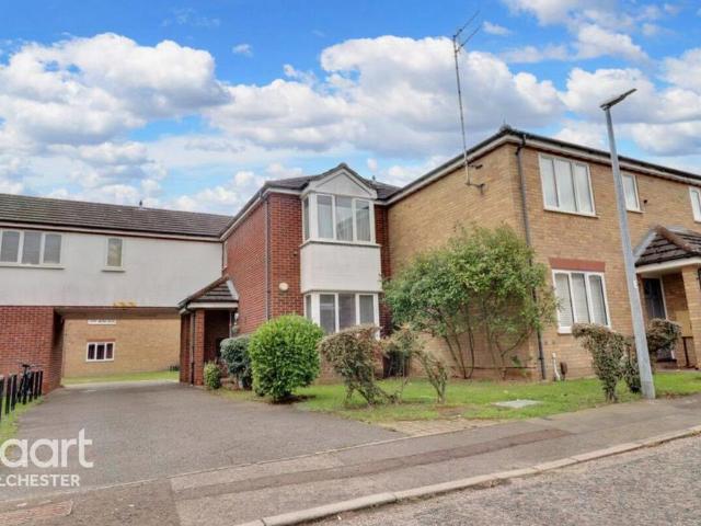 Flat for rent in Old Heath, Fordham Heath