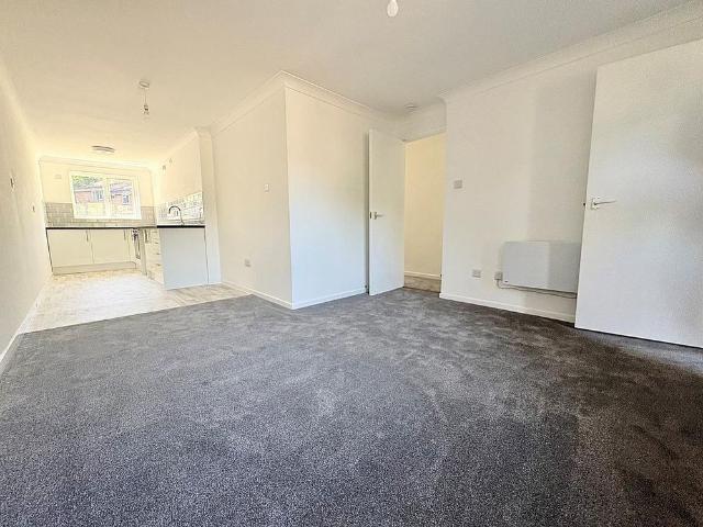 Apartment for rent in Parkwood, Gillingham