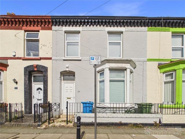 Flat for rent in Calderstones