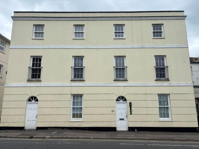 Flat for rent in Ewens Farm, Golden Valley