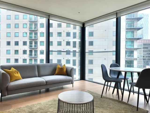 Flat for rent in Isle Of Dogs, Greater London