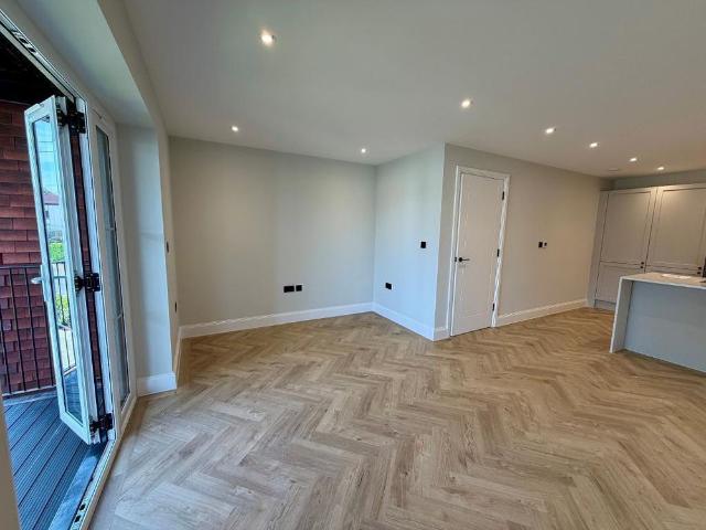 Apartment for rent in Hillview, Surrey