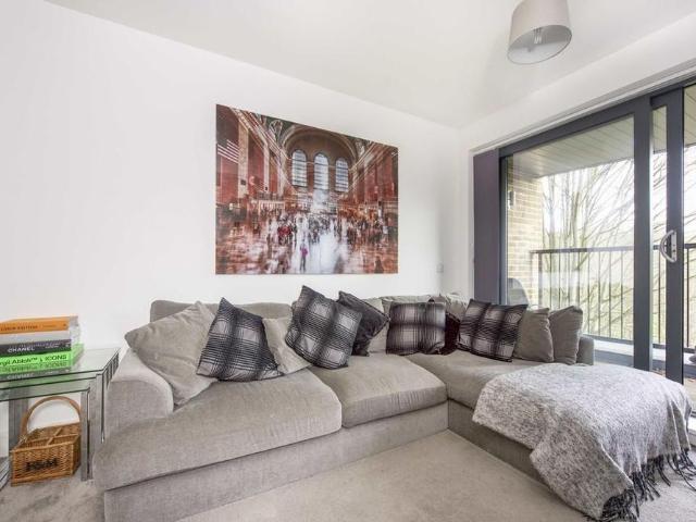 Apartment for rent in Greater London