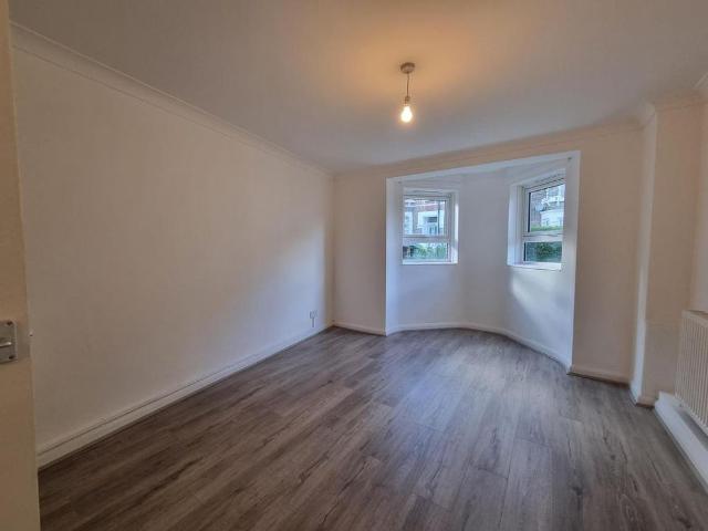 Apartment for rent in Denmark Hill, Greater London