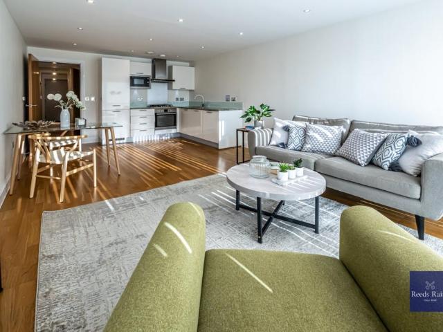 Flat for rent in Walworth, Greater London
