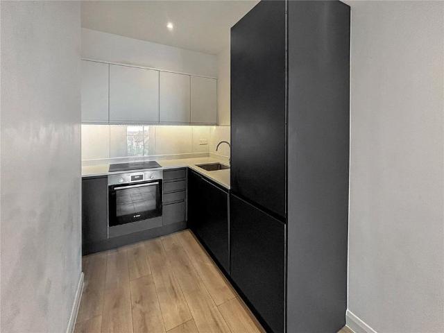 Apartment for rent in Slough