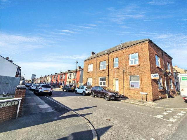Flat for rent in Bootle, Sefton