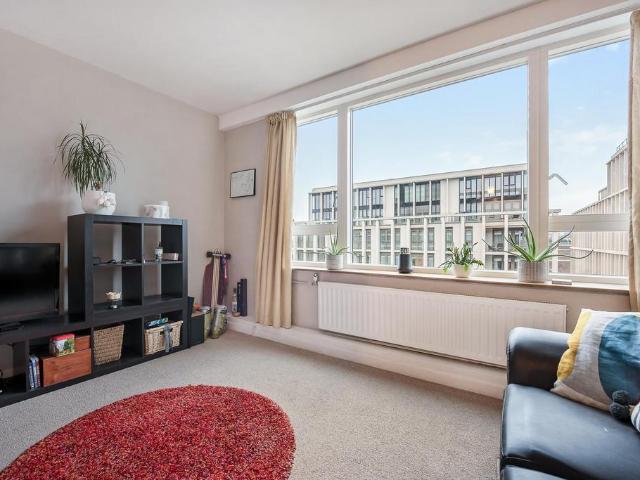 Flat for rent in Greater London