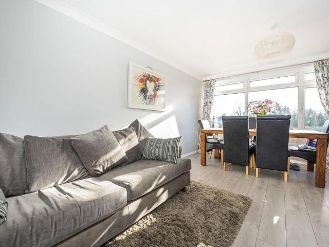 Apartment for rent in Royal Borough of Kingston upon Thames, Greater London