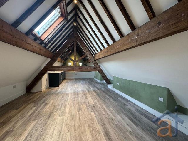 Flat for rent in Southport, Sefton