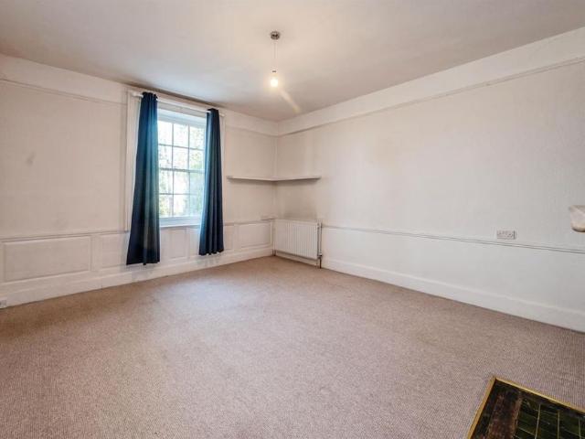 Apartment for rent in Red Hill, Worcestershire