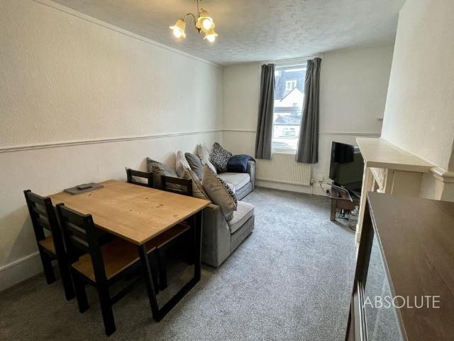 Apartment for rent in Upton, Torquay