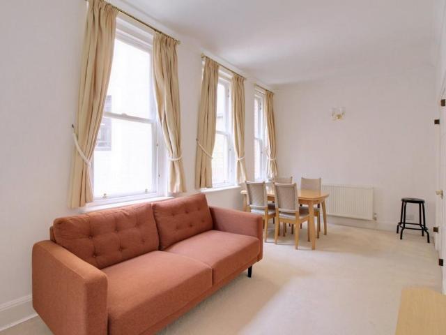Flat for rent in West Smithfield, Lyons