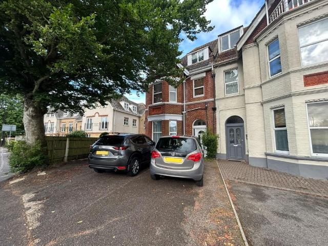 Flat for rent in Boscombe, Bournemouth