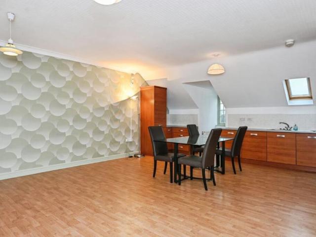 Apartment for rent in Kingswood, Burtonwood and Westbrook
