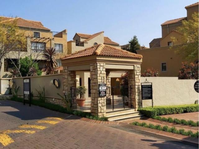 Apartment for rent in Lone Hill, Randburg