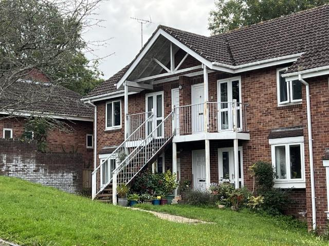 Flat for rent in Highweek, Bridford
