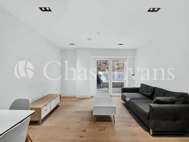Apartment for rent in Nine Elms, Greater London