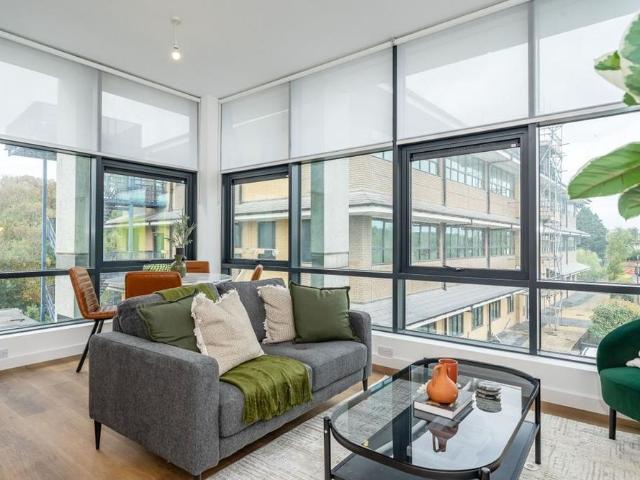 Apartment for rent in Birch Green, Lower Halliford