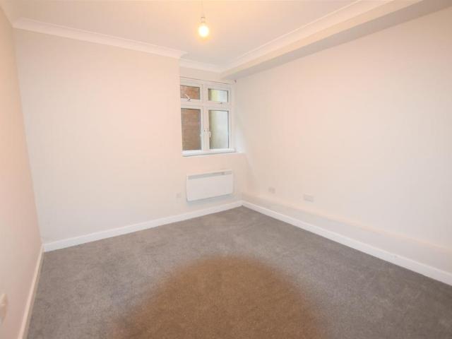 Flat for rent in Norbiton, Greater London