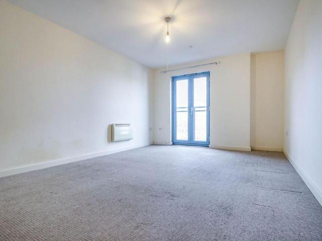 Apartment for rent in Rodbourne, Swindon