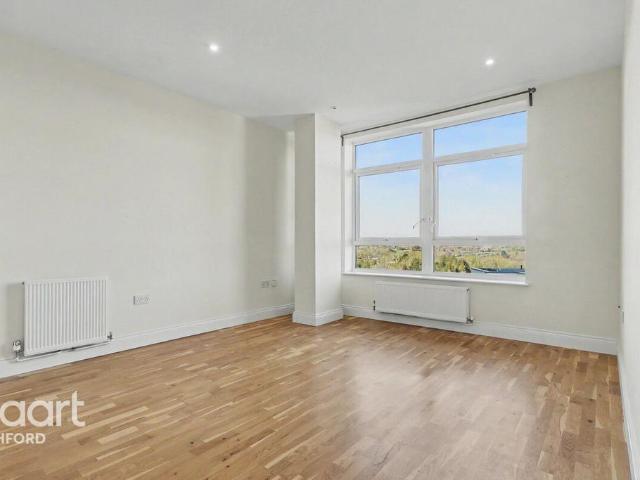 Flat for rent in Repton Manor, Bridgefield
