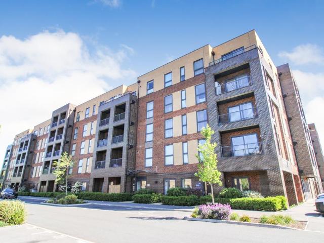 Flat for rent in Farnborough, Hampshire