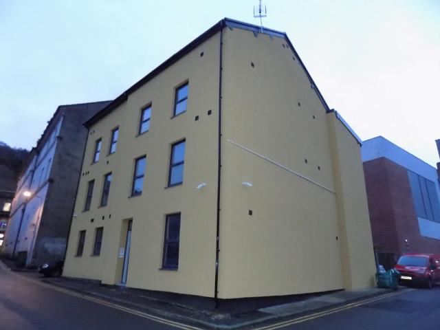 Flat for rent in Bangor, Wales