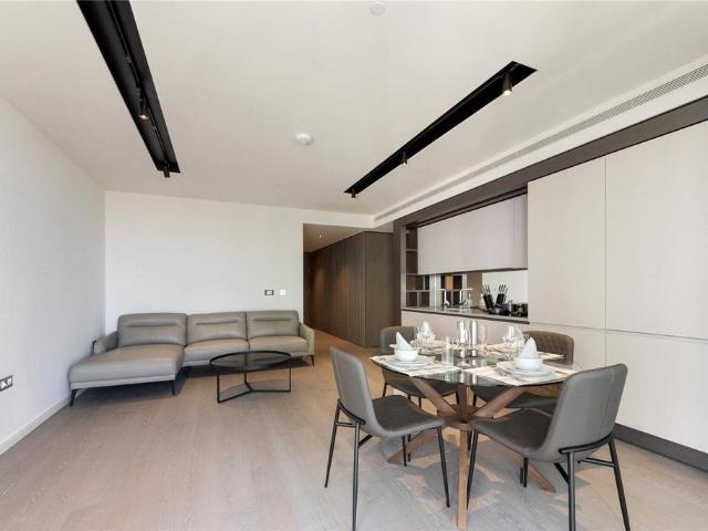 Flat for rent in Isle Of Dogs, Greater London