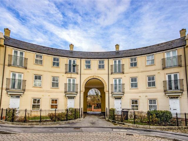 Flat for rent in Redhouse, Abbey Mead