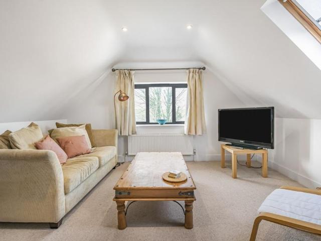 Apartment for rent in Berrick Salome, Oxfordshire