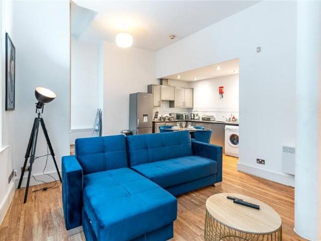 Apartment for rent in Cavern Quarter, Calderstones