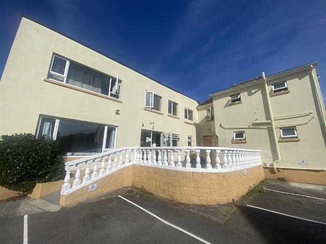 Flat for rent in St Helier