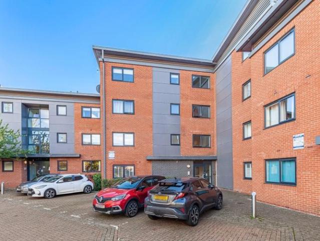 Flat for rent in Evershot, Oxfordshire