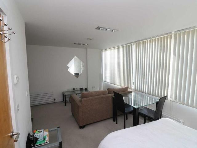 Apartment for rent in Ropewalks, Calderstones