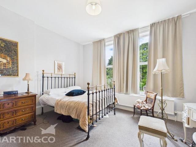 Apartment for rent in Nevill Park, Sandown Park