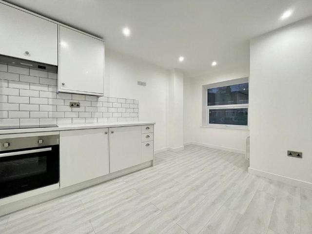 Apartment for rent in Key Street, Suffolk