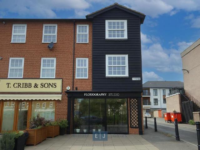Flat for rent in Epping, Essex